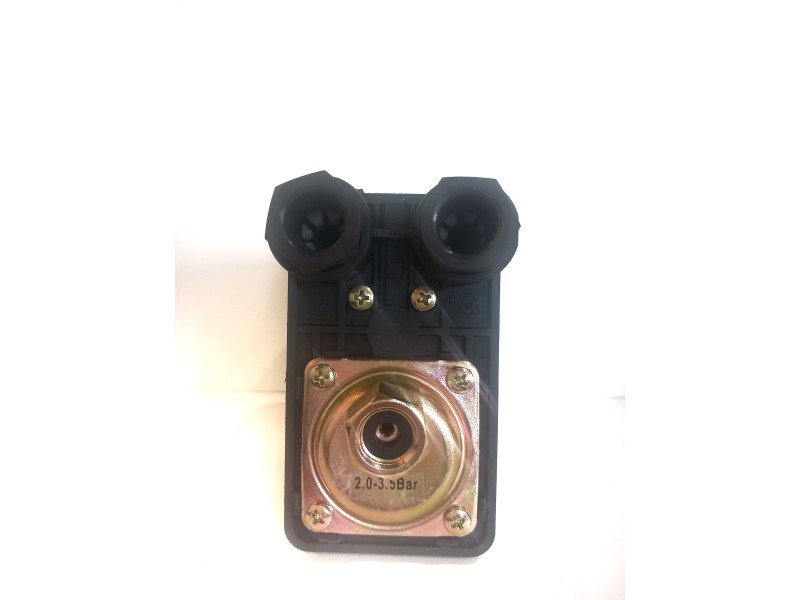 Tlačno stikalo proti suhemu teku